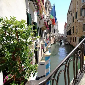 colombina.hotelinveneto.com/